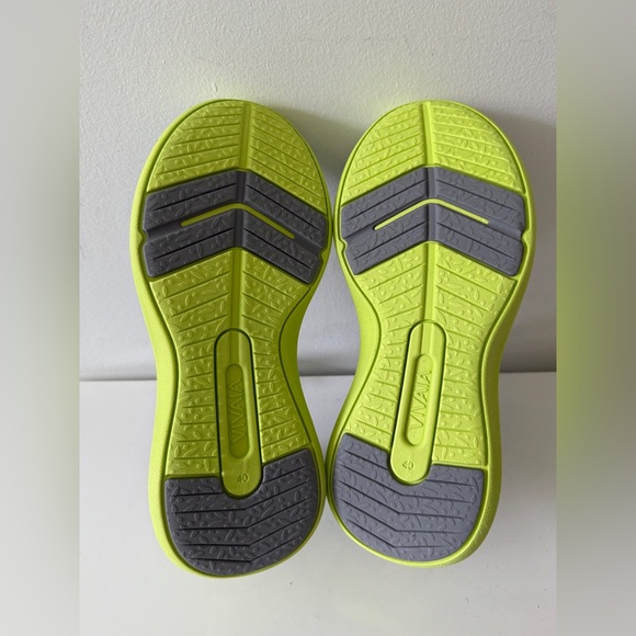 NWOB VIVAIA Gray Sneakers Sliders (Urban) Shoes 40/9-9.5 - Picture 5 of 6